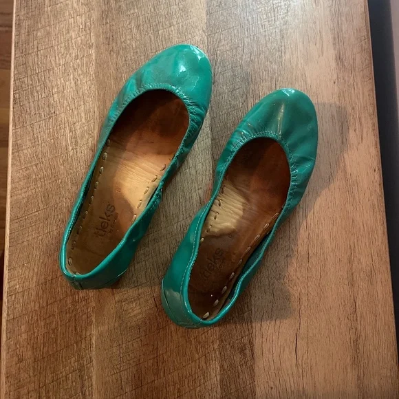 Tieks flats - Picture 1 of 3